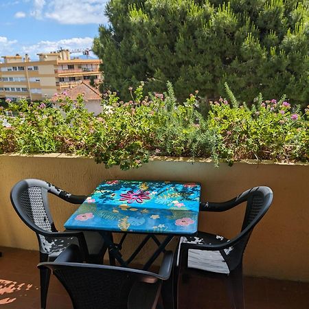 Studio Calme Dernier Etage Antibes Extérieur photo